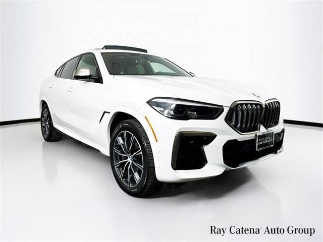 2022 BMW X6 M50i AWD photo