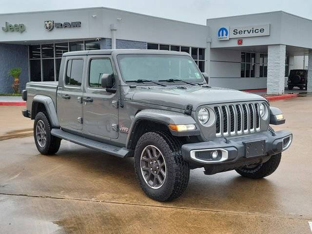 2022 Jeep Gladiator Overland 4WD photo