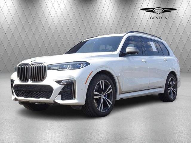 2022 BMW X7 M50i AWD photo