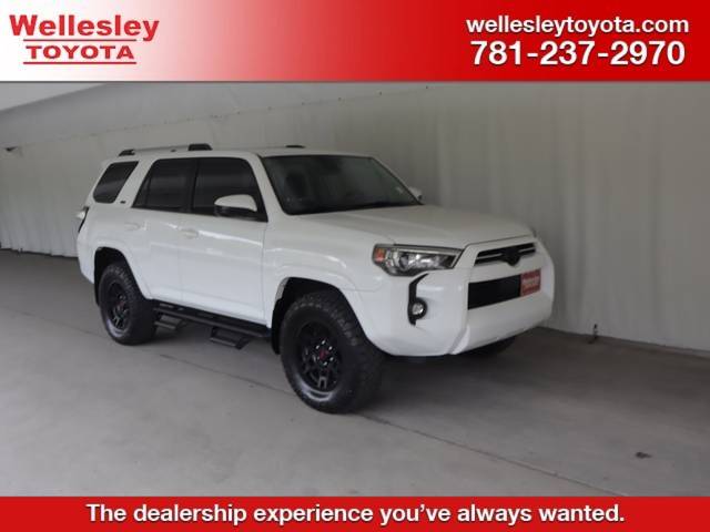 2022 Toyota 4Runner SR5 4WD photo