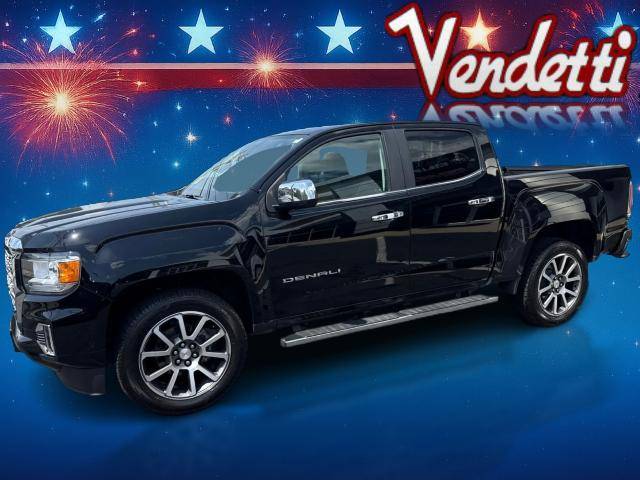 2022 GMC Canyon 4WD Denali 4WD photo