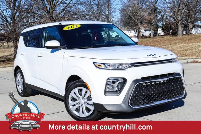 2022 Kia Soul LX FWD photo