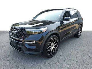 2022 Ford Explorer ST 4WD photo