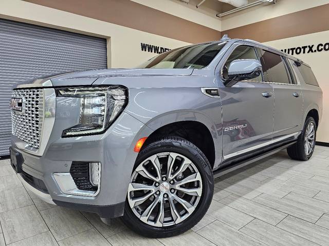 2022 GMC Yukon XL Denali 4WD photo