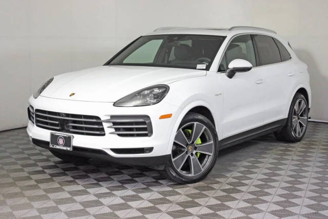 2022 Porsche Cayenne E-Hybrid AWD photo