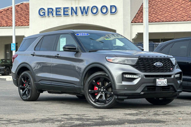 2022 Ford Explorer ST 4WD photo