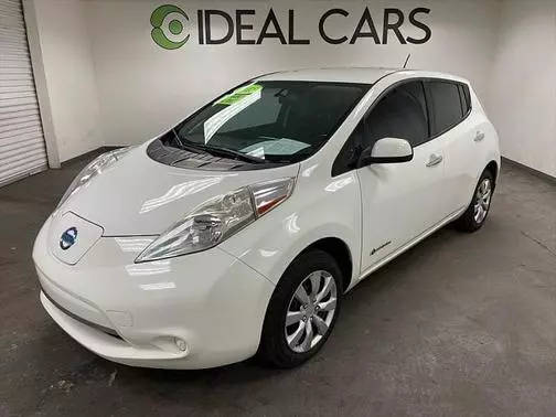 2015 Nissan Leaf S FWD photo