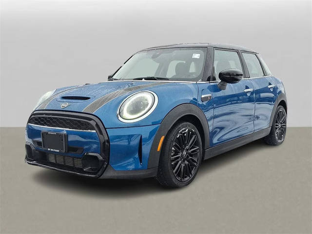 2022 MINI Hardtop 4 Door Cooper S FWD photo