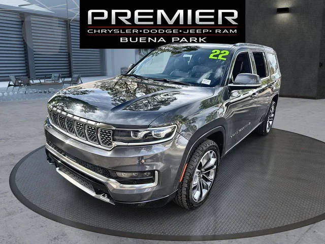 2022 Jeep Grand Wagoneer Series III 4WD photo