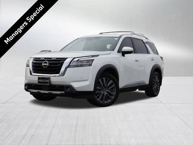 2022 Nissan Pathfinder SL 4WD photo