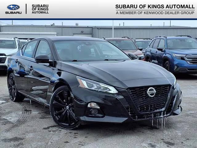 2022 Nissan Altima 2.5 SR FWD photo