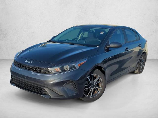 2022 Kia Forte LXS FWD photo