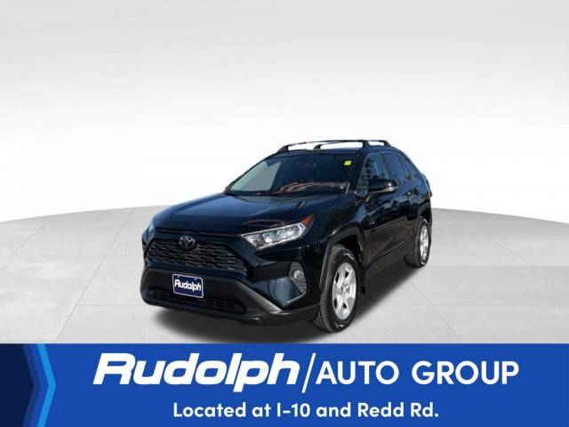 2021 Toyota RAV4 XLE FWD photo