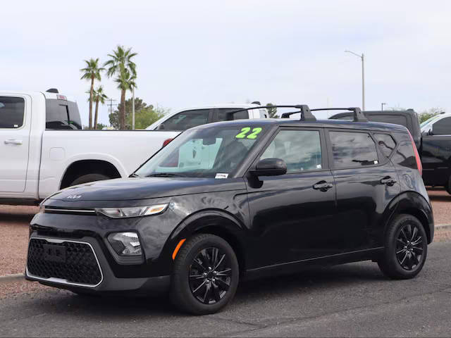 2022 Kia Soul LX FWD photo