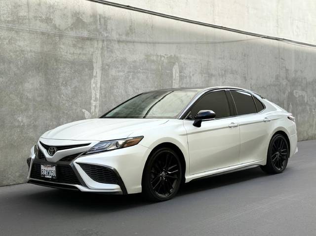 2022 Toyota Camry XSE FWD photo