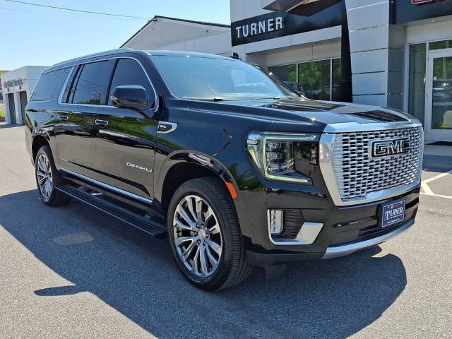 2021 GMC Yukon XL Denali 4WD photo