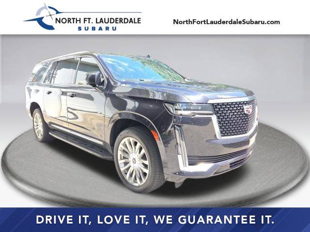 2022 Cadillac Escalade ESV Premium Luxury 4WD photo