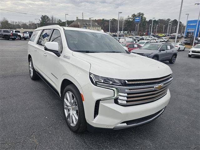 2022 Chevrolet Suburban High Country 4WD photo