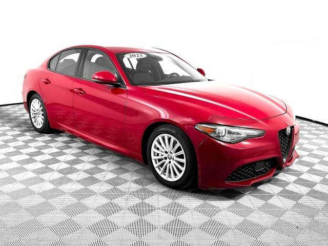 2022 Alfa Romeo Giulia  RWD photo