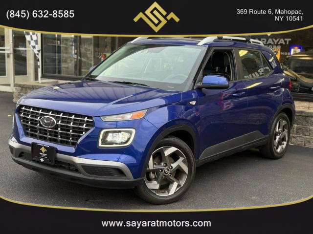 2022 Hyundai Venue Limited FWD photo