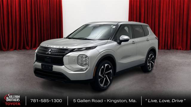 2022 Mitsubishi Outlander ES 4WD photo