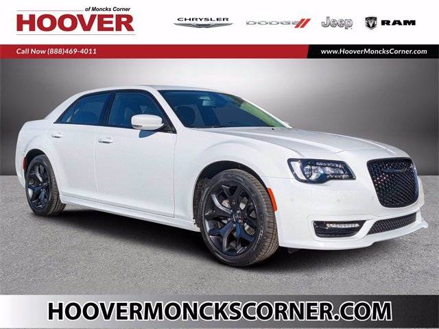 2021 Chrysler 300 Touring L RWD photo