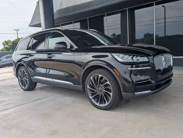 2022 Lincoln Aviator Reserve AWD photo