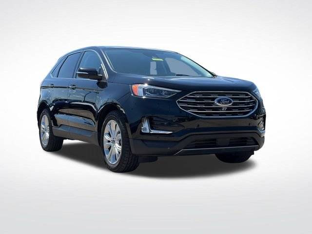 2022 Ford Edge Titanium AWD photo