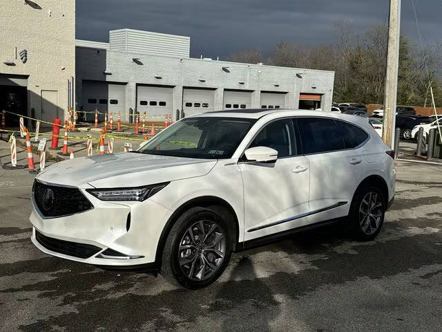 2022 Acura MDX w/Technology Package AWD photo