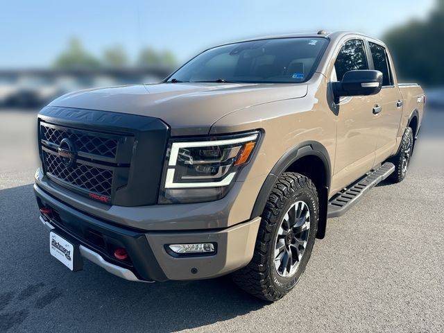 2021 Nissan Titan PRO-4X 4WD photo