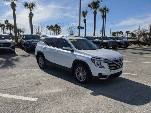 2022 GMC Terrain SLT FWD photo