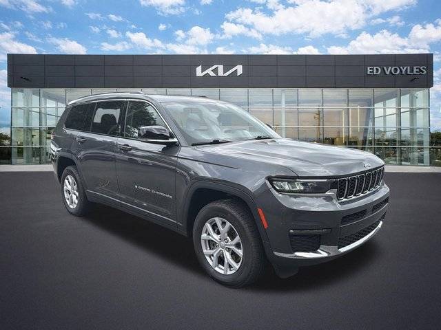 2022 Jeep Grand Cherokee L Limited 4WD photo