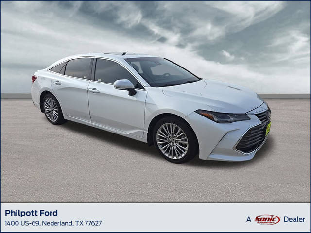 2022 Toyota Avalon Hybrid Limited FWD photo