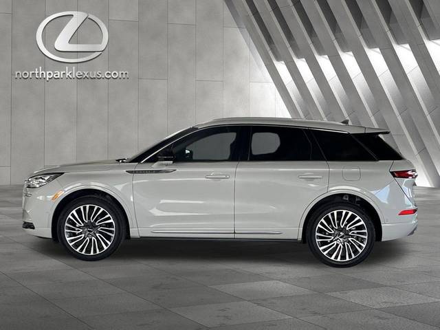2022 Lincoln Corsair Reserve AWD photo