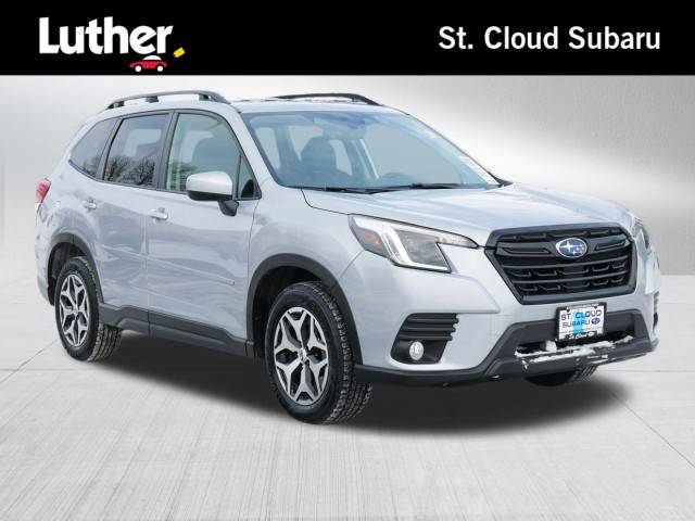 2022 Subaru Forester Premium AWD photo
