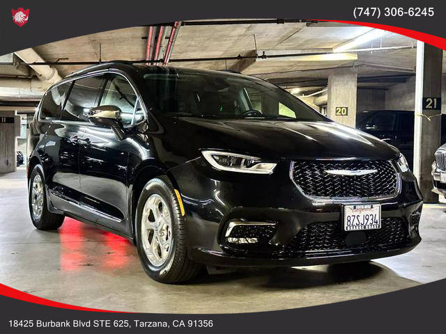 2022 Chrysler Pacifica Minivan Limited FWD photo