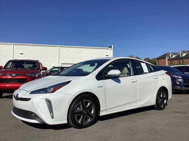 2022 Toyota Prius Limited FWD photo