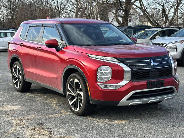 2022 Mitsubishi Outlander SE 4WD photo