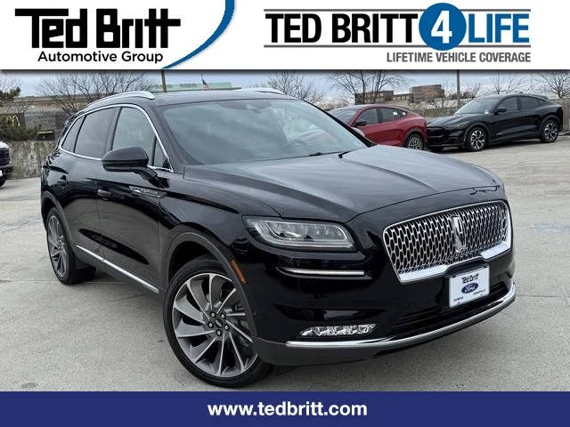 2022 Lincoln Nautilus Reserve AWD photo