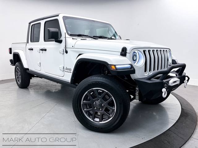 2022 Jeep Gladiator Overland 4WD photo