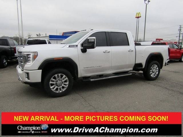 2022 GMC Sierra 2500HD Denali 4WD photo