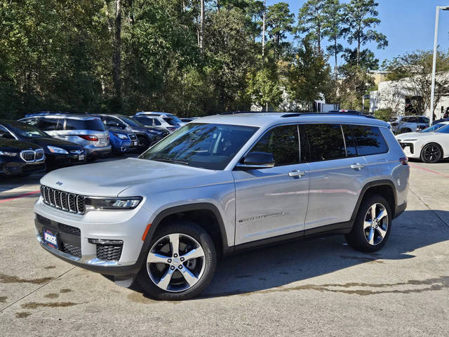 2022 Jeep Grand Cherokee L Limited 4WD photo