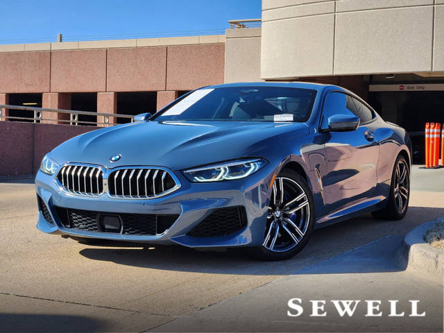2022 BMW 8 Series 840i AWD photo