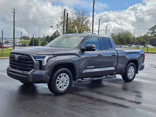 2022 Toyota Tundra SR5 4WD photo