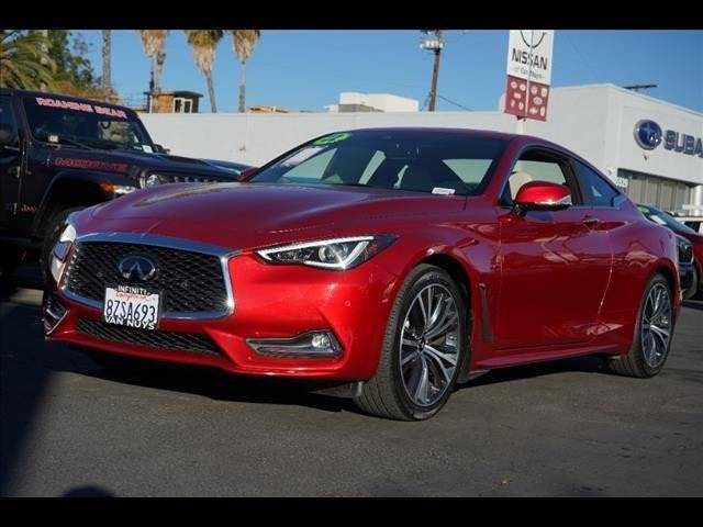 2022 Infiniti Q60 LUXE AWD photo