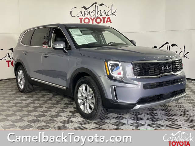 2022 Kia Telluride LX FWD photo