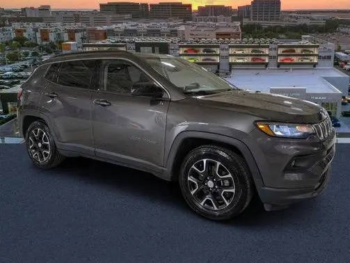 2022 Jeep Compass Latitude FWD photo