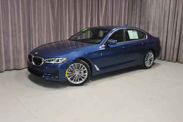 2022 BMW 5 Series 530i xDrive AWD photo