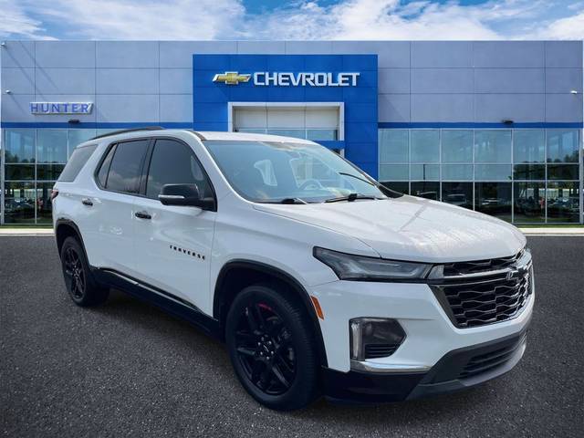 2022 Chevrolet Traverse Premier FWD photo