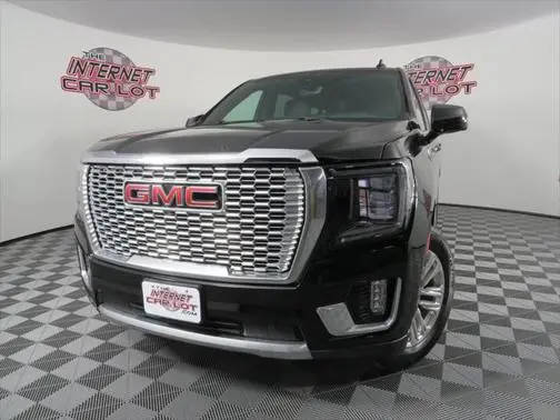 2022 GMC Yukon XL Denali 4WD photo